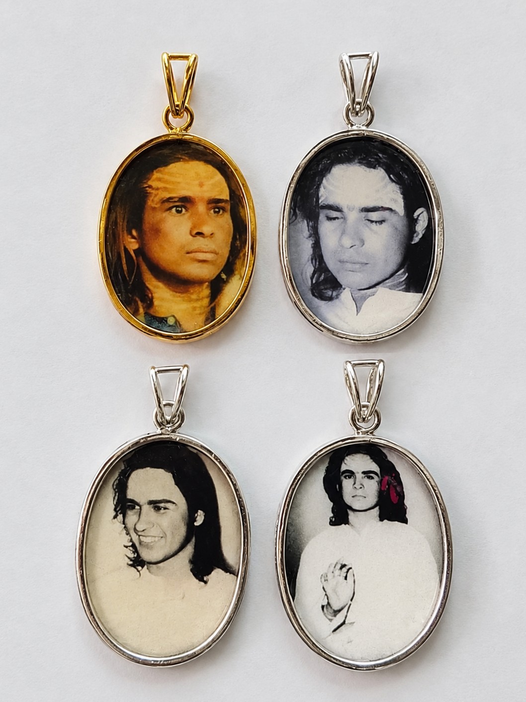 Locket (Baba Ji)